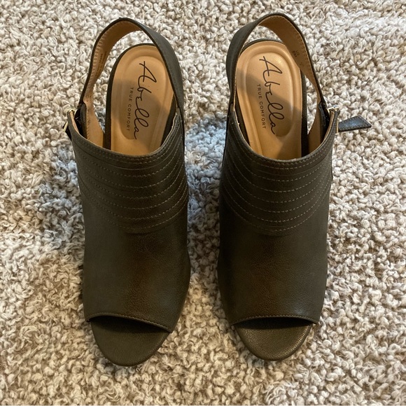 Abella Celia Sandal True Comfort Gray Open Toe Strap Back Heeled Mule 6M - Picture 3 of 6